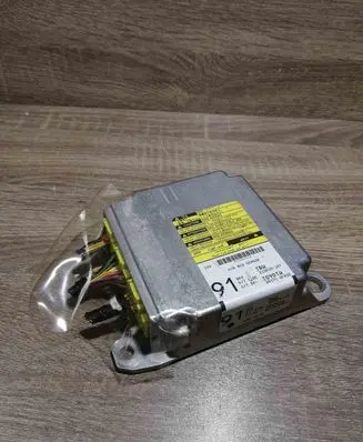 Toyota Corolla Verso AR10 Airbag control unit/module 891700F032 213819107