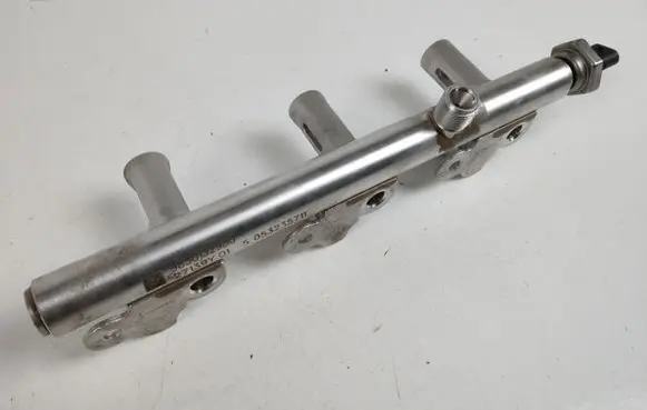Peugeot 208 Fuel main line pipe 9830132980