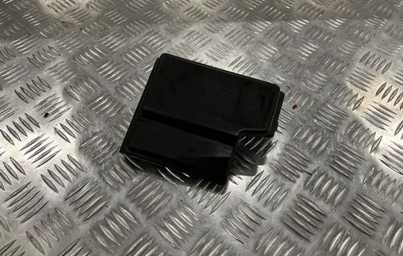 Renault Captur II Fuse box cover 243129358R
