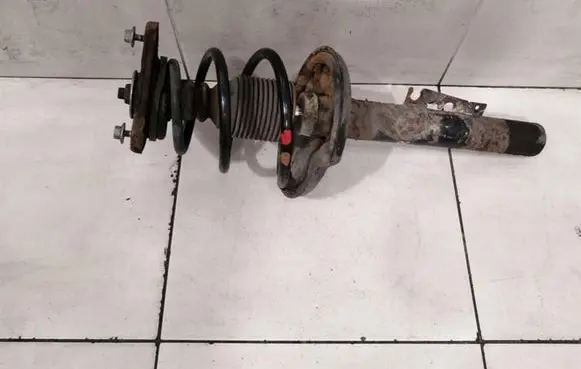 Porsche 911 996 Front shock absorber with coil spring 99634304136