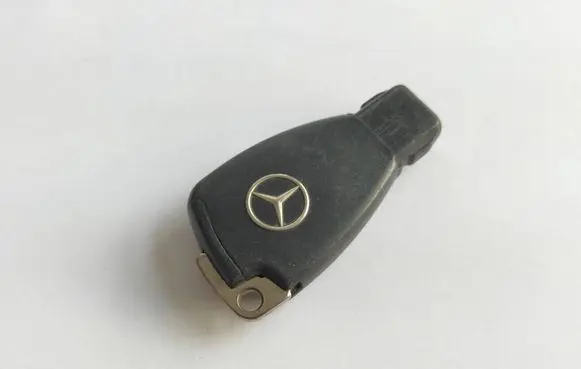 Mercedes-Benz Sprinter W906 Ignition key/card RGC9998