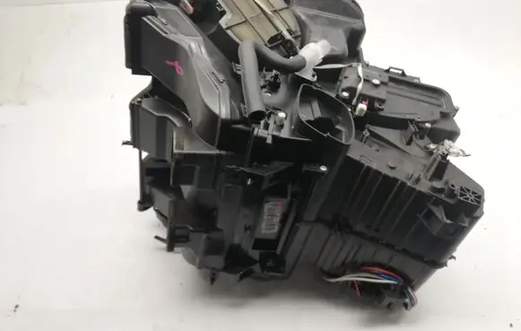 Nissan Qashqai Interior heater climate box assembly 