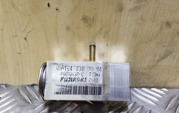 Air conditioning (A/C) expansion valve