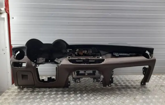 Alfa Romeo Stelvio Dashboard 50548788