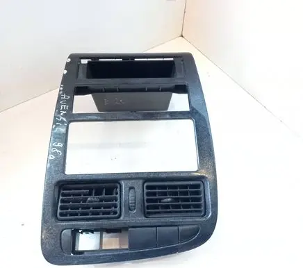 Toyota Avensis T220 Glove box 5552105020 5552105010