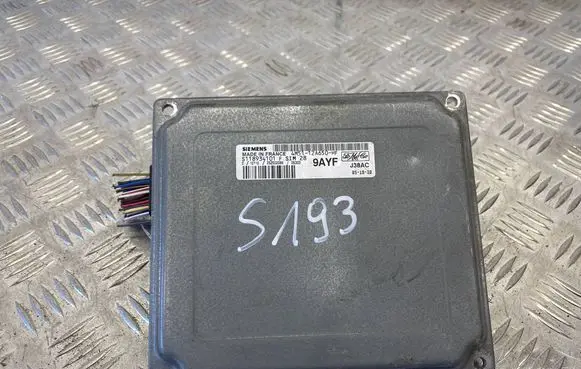 Ford Focus Engine control unit/module 4M5112A650HF S118934101F