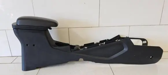 KIA Rio Center console 846801W000