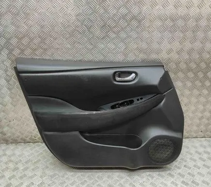 Nissan Leaf I (ZE0) Front door card panel trim 809233NL0A