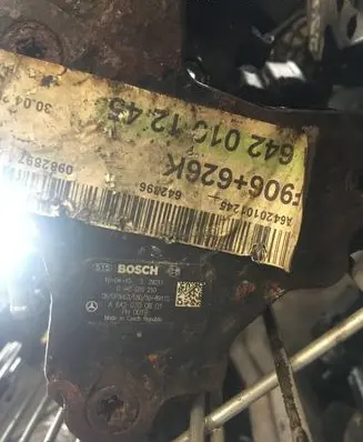 Mercedes-Benz E W212 Fuel injection high pressure pump A6420700801 979906