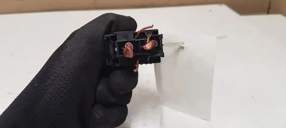 BMW 3 E90 E91 Other relay 6939890