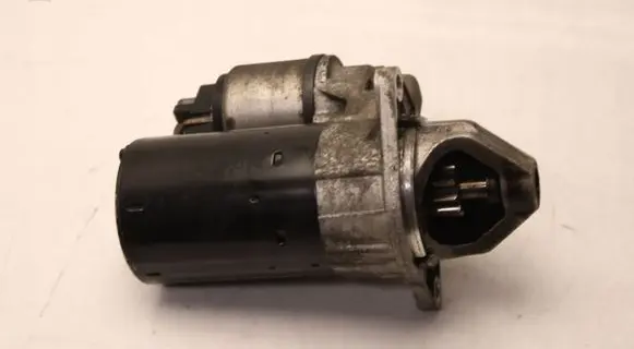 Opel Corsa D Starter motor 0001107408