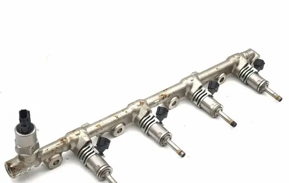 Lexus IS III XE30 Fuel injectors set 2325031120 00458 1010