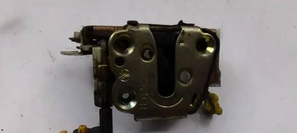 Nissan Micra Front door lock
