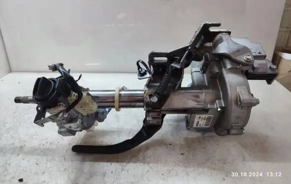 Nissan Qashqai Steering wheel axle 48810BR00A