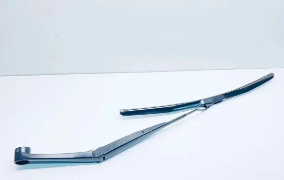 KIA Rio Windshield/front glass wiper blade 98311H8000 983503S300