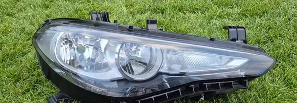 Alfa Romeo Giulia Headlight/headlamp 50547569