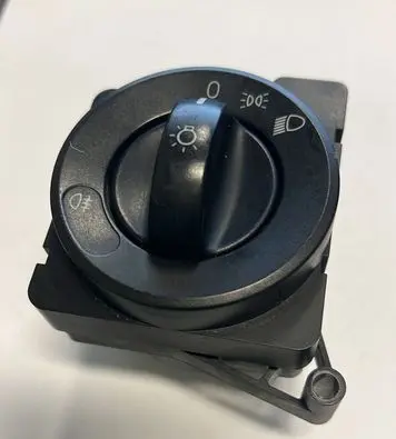 Mercedes-Benz Sprinter W906 Light switch 9065450104