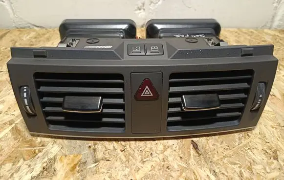 Mercedes-Benz C W204 Dash center air vent grill A2048307454 8164701