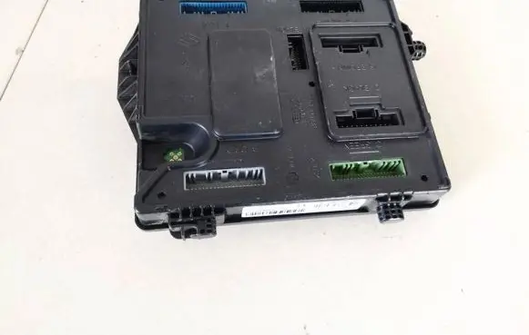 Renault Zoe Comfort/convenience module 284B18225R S180180060