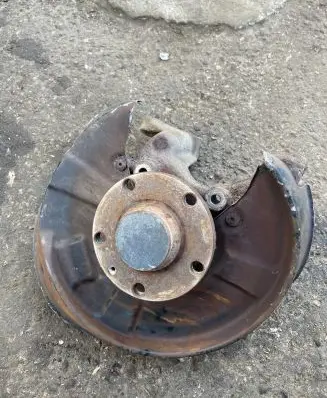 Audi A4 S4 B7 8E 8H Rear wheel hub spindle/knuckle 