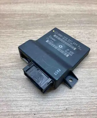 Audi A8 S8 D3 4E Gateway control module 4E0907468 4E0910468