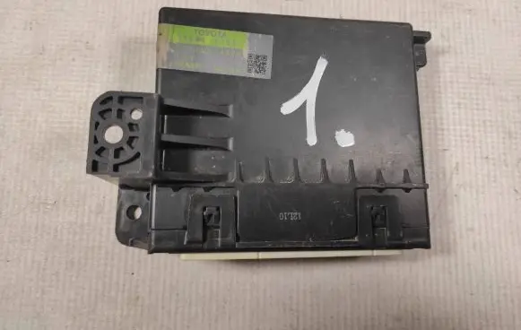 Toyota Prius (XW30) Air conditioning/heating control unit 8865047081 1777004420