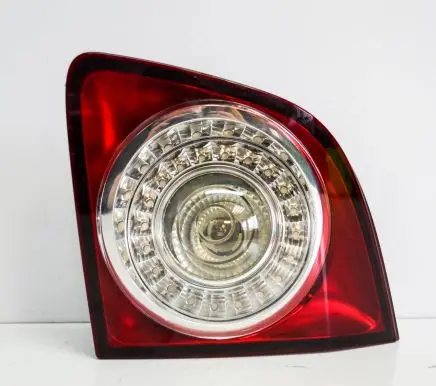 Volkswagen Golf Plus Tailgate rear/tail lights 5M0945094H