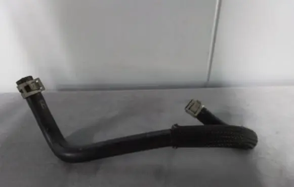 Subaru Forester SK Engine coolant pipe/hose 21204AB430