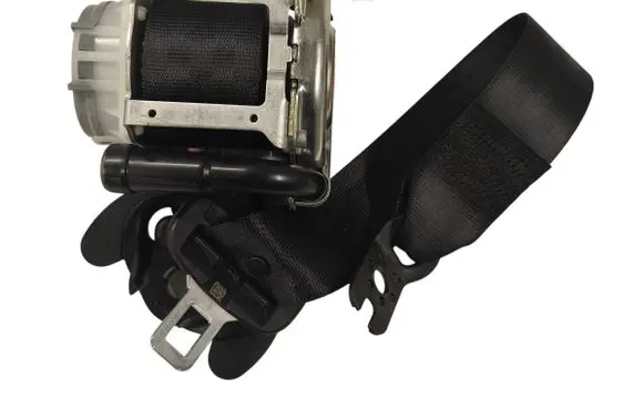 Porsche Cayenne (9Y0 9Y3) Rear seatbelt 