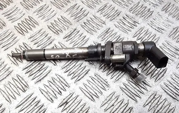 Volvo V50 Fuel injector 9658194180