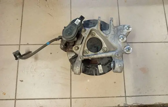 Hyundai Tucson IV NX4 Rear wheel hub 52715N7100 220416 0100370