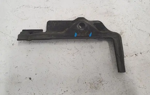 Skoda Rapid (120G, 130G, 135G) Front door coupe exterior handle/bracket 5Q0803219C