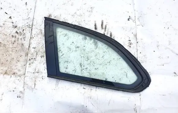 BMW 5 GT F07 Rear side window
