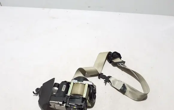 Volvo S60 Front seatbelt 32131282