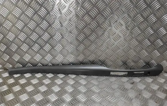 Toyota Avensis T250 Dashboard glove box trim 05050 05030