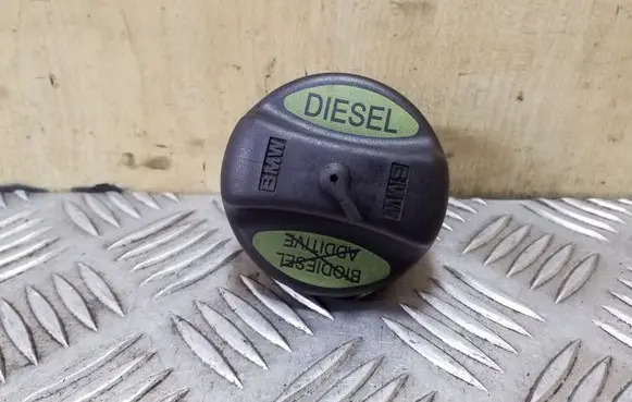 BMW 5 E60 E61 Fuel tank filler cap 