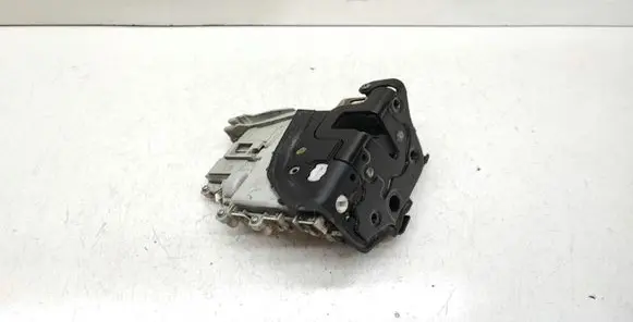Audi A6 S6 C7 4G Front door lock 8J2877015C