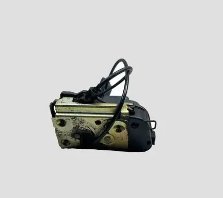 Renault Megane II Rear door lock