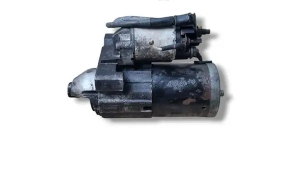 Peugeot 308 Starter motor M000T22472 9664016980