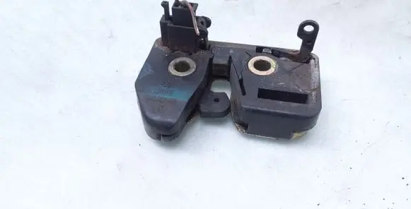 Volkswagen Polo III 6N 6N2 6NF Tailgate/trunk/boot lock/catch/latch 6N0827505