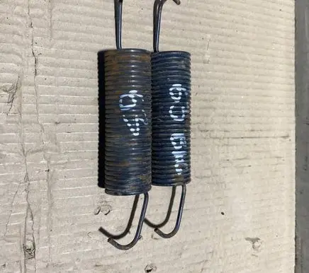 Mercedes-Benz E W124 Tailgate/trunk/boot tension spring 