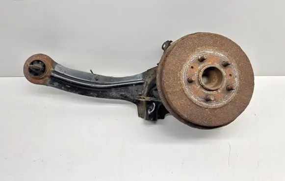 Ford Focus Rear wheel hub spindle/knuckle BV615A969CC 060615025134