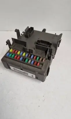 Renault Espace - Grand espace IV Fuse module 518837109 8200004201E 8200447438