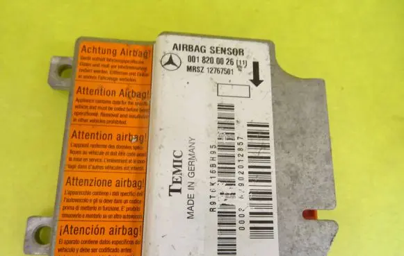 Mercedes-Benz E W210 Airbag control unit/module 0018200026