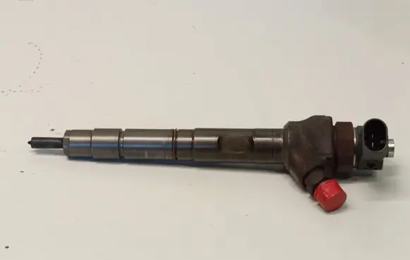 Audi A4 S4 B8 8K Fuel injector 0445110369 03L130277J