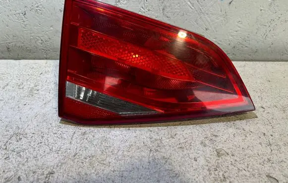 Audi A4 S4 B8 8K Tailgate rear/tail lights 8K5945093