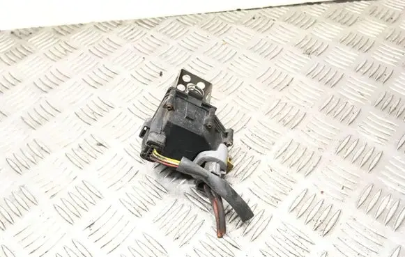 Citroen C4 I Heater blower fan relay 9658508980 8241005