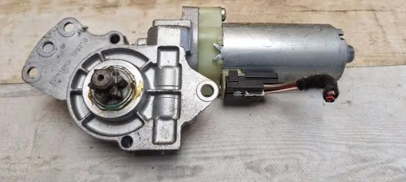 Skoda Superb B5 (3U) Seat adjustment motor 3B0959761