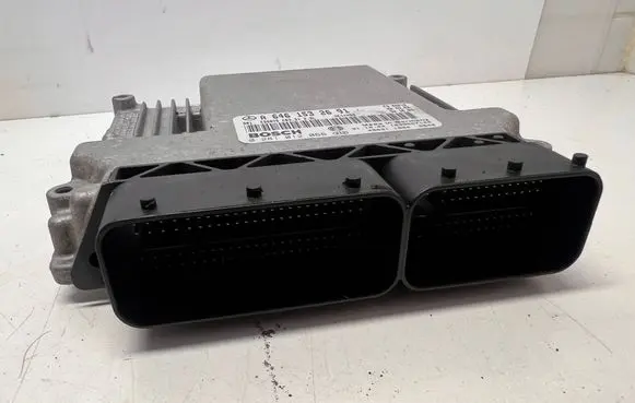 Mercedes-Benz Vito Viano W639 Engine control unit/module A6461532691