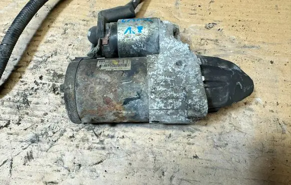 Mitsubishi Lancer VIII Starter motor M000T21571 1810A0